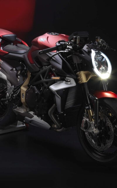 MV Agusta Brutale 1000 Red Motorcycle Detail Close Up Wallpaper in Studio Light