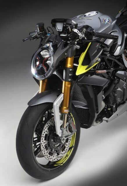 MV Agusta Brutale 1000 close up front view high performance motorcycle wallpaper