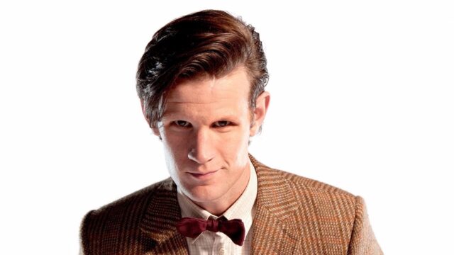 A close up portrait of Matt Smith portraying the Eleventh Doctor in a brown tweed jacket and bow tie, 4K Desktop Wallpaper