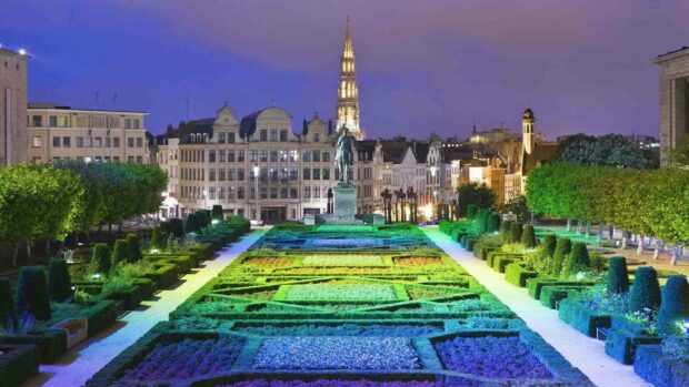 The Brussels city garden showcases vibrant greenery and historic architecture, HD Desktop Wallpaper