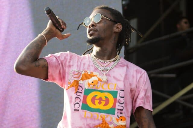 Offset Rapper Performing Live Wearing Pink Gucci Shirt in High Quality Wallpaper