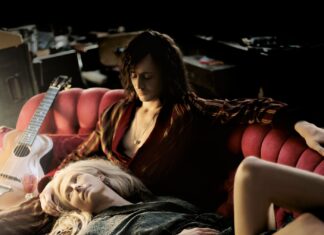 Only Lovers Left Alive Romantic Sofa Scene Wallpaper