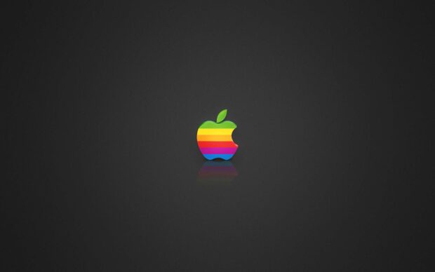 The retro Apple logo with rainbow stripes is centered on a dark gray background, 2K Desktop Wallpaper