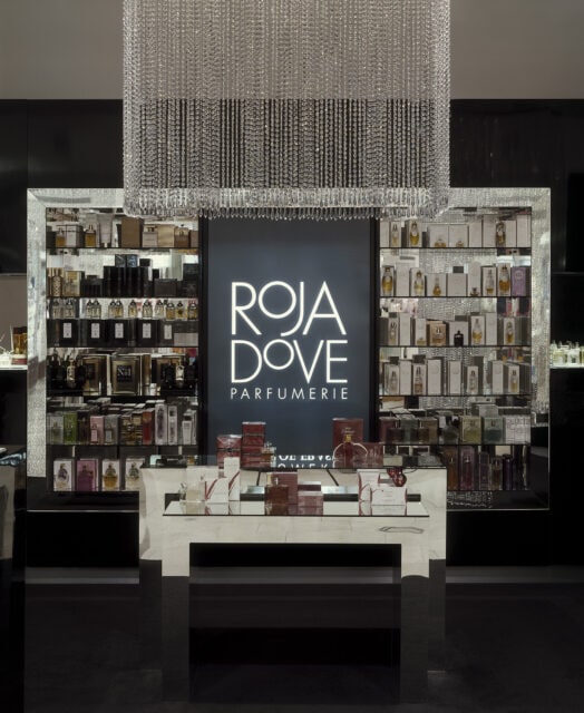 Roja Dove Parfumerie Luxurious Perfume Display Wallpaper