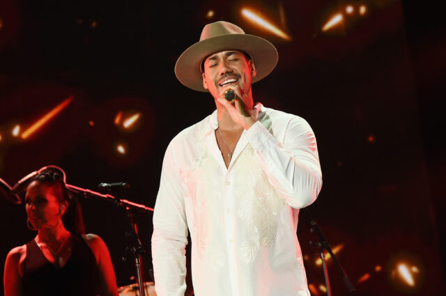 Romeo Santos Live Concert Wallpaper for Fans