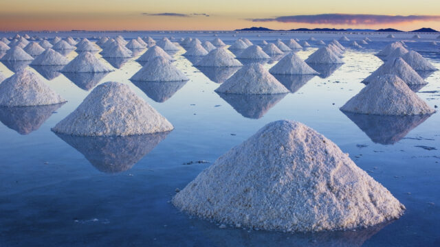 Salar De Uyuni Bolivia Salt Mounds Reflection at Sunset Wallpaper