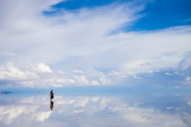 Salar De Uyuni Bolivia Stunning Mirror Effect Landscape Wallpaper