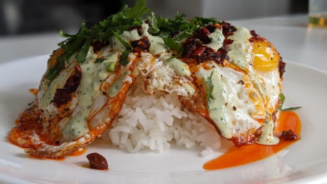 Spicy Fried Eggs with Cilantro Sauce on Steamed Rice Cilantro Wallpapers