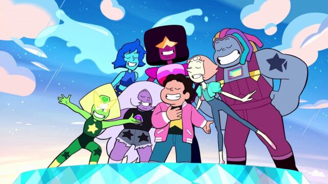Steven Universe TV Series Group Wallpaper Featuring Main Characters Smiling on Crystal Platform