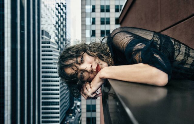 Sydney Lemmon Urban Elegance Wallpaper