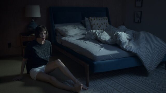 Sydney Lemmon In A Calm Bedroom Scene Wallpaper