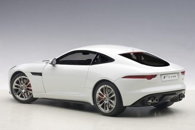 1668712 2560x1707 desktop hd jaguar f type background photo