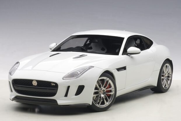 1669956 2560x1710 desktop hd jaguar f type background image