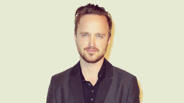 Aaron Paul looks directly at the camera in a dark blazer, HD Desktop Wallpaper