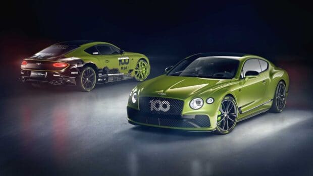 Two green Bentley Continental GT models showcase luxury and performance, HD Desktop Wallpaper
