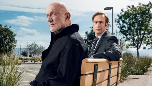The main characters from Better Call Saul sit on a bench outside under a clear sky, HD Desktop Wallpaper
