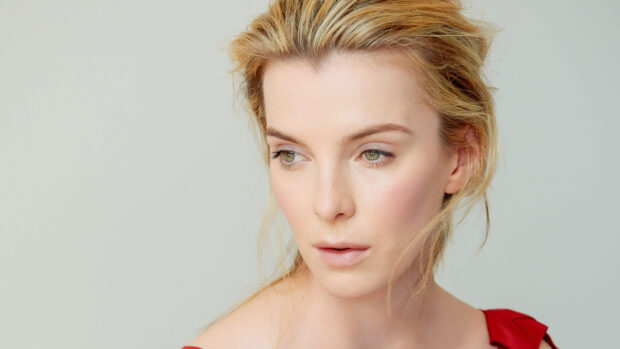 Betty Gilpin wallpapers showing a thoughtful expression in a red outfit, 4K Desktop Wallpaper