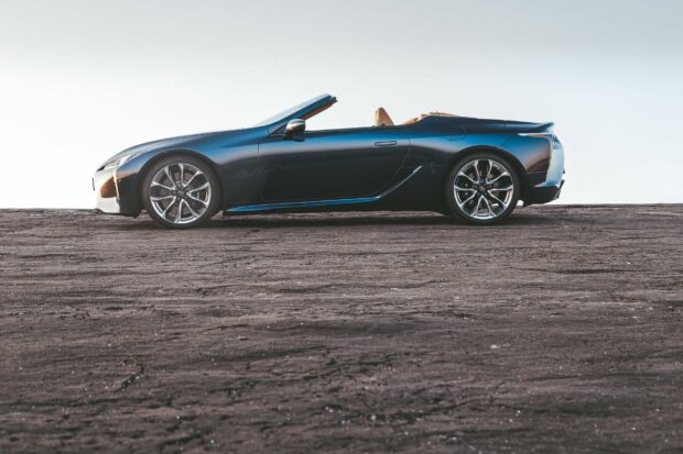 Lexus LC wallpapers are shown in a side view with clear sky, 2K Desktop Wallpaper