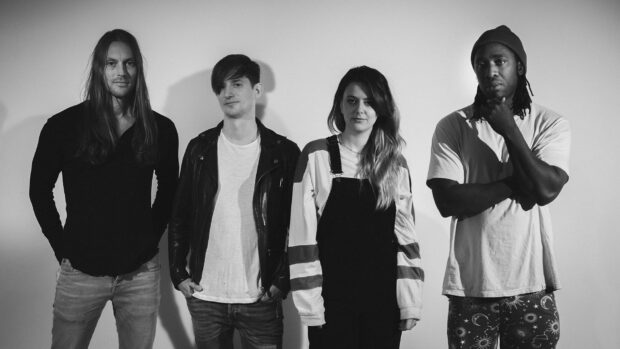 The Bloc Party band poses together in a black and white photo, HD Desktop Wallpaper
