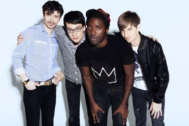 Bloc Party band members posing together in casual clothes, HD Desktop Wallpaper