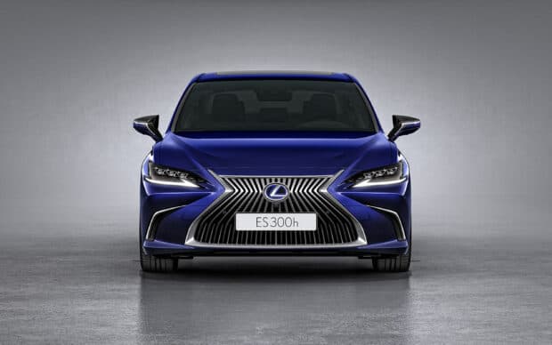 Blue Lexus ES front view on a grey background with detailed grille and headlights, 2K Desktop Wallpaper