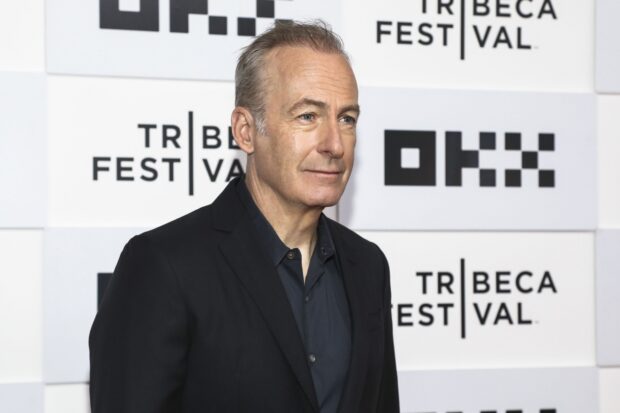 Bob Odenkirk attends the Tribeca Festival wearing a black suit and navy shirt, HD Desktop Wallpaper