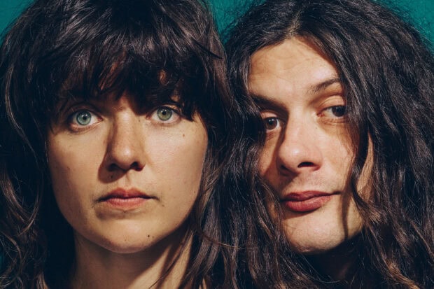 A close up portrait featuring Courtney Barnett and another person with long hair, HD Desktop Wallpaper