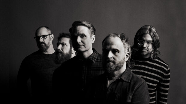 The members of Death Cab For Cutie stand together in a black and white photo, HD Desktop Wallpaper