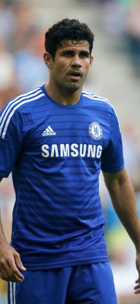 Diego Costa is focused during a football match wearing a Chelsea kit, 2K Mobile Wallpaper