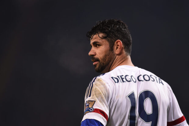 Diego Costa shows focus and determination during the game, HD Desktop Wallpaper