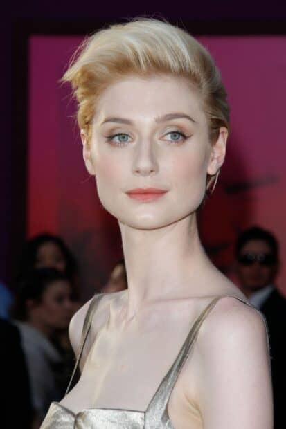Elizabeth Debicki shows a calm expression with light makeup, HD Mobile Wallpaper