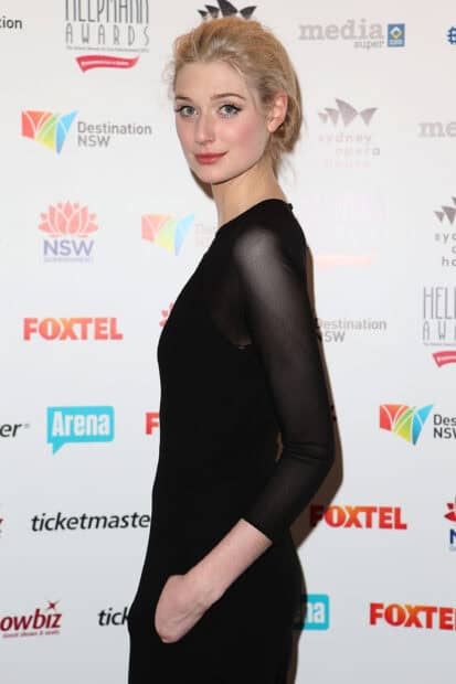 Elizabeth Debicki wears a black dress at a media event, 2K Mobile Wallpaper