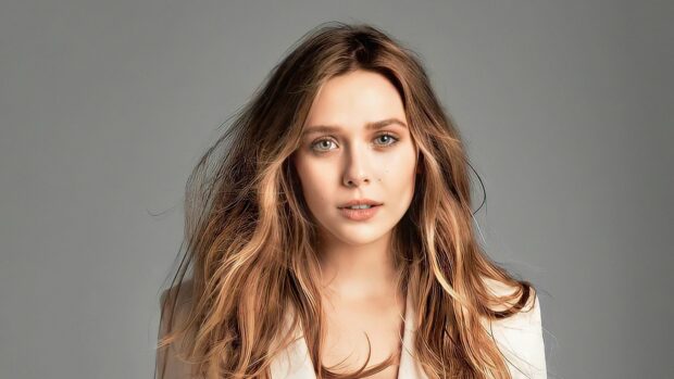 Elizabeth Olsen has flowing hair and a calm expression, 4K Desktop Wallpaper