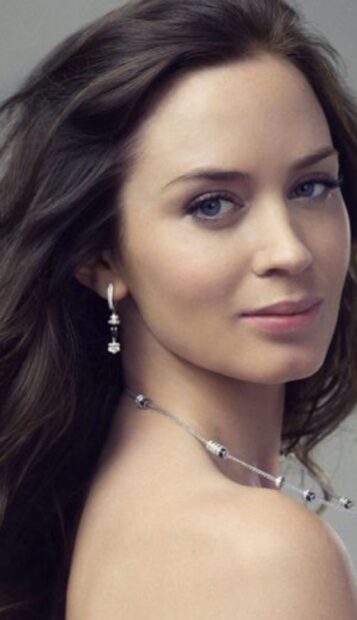 A close up portrait of Emily Blunt showing her natural beauty and jewelry, HD Mobile Wallpaper