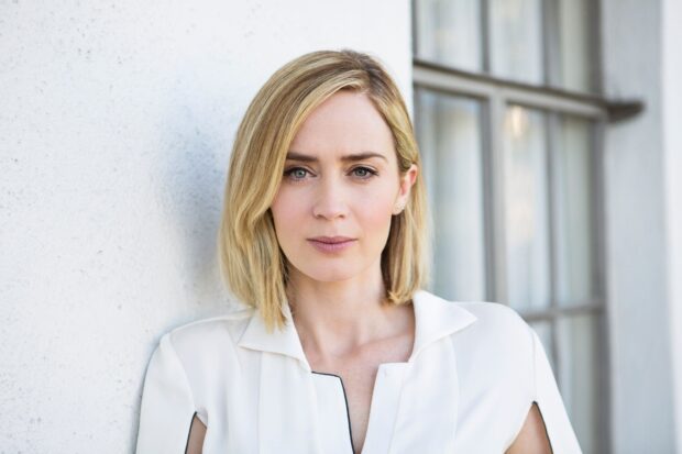 Emily Blunt looks directly at the camera with a neutral expression, HD Desktop Wallpaper (1)