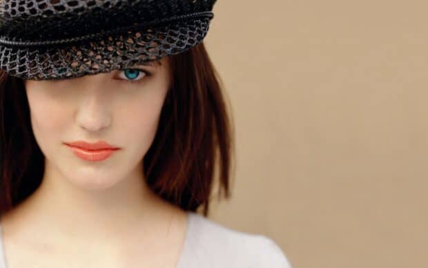 Eva Green wears a black hat and gazes with striking blue eyes, HD Desktop Wallpaper