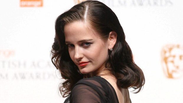 Eva Green wallpapers showing her dark hair and confident expression, HD Desktop Wallpaper