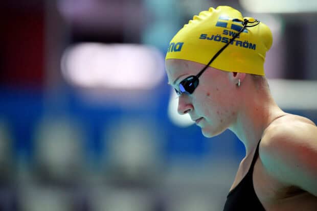 Sarah Sjostrom is focusing before a swim competition in this close up photo, HD Desktop Wallpaper