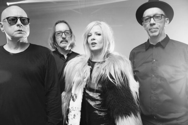 The Garbage band members pose together in a black and white setting, HD Desktop Wallpaper