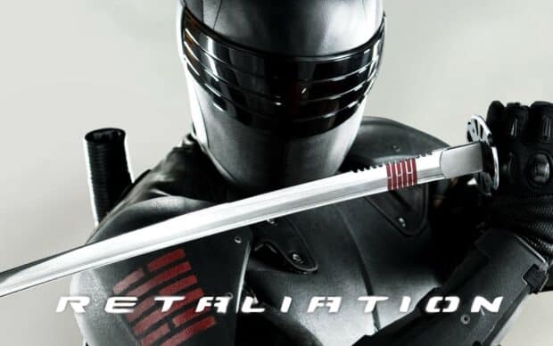 A Gi Joe movie character is holding a sword while wearing a black suit and helmet, HD Desktop Wallpaper