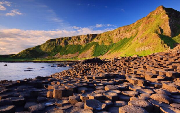 The Giants Causeway natural rock formation shines under the sunset light, HD Desktop Wallpaper