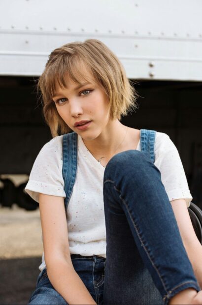 Grace Vanderwaal poses wearing casual denim and white shirt with short hair, HD Mobile Wallpaper