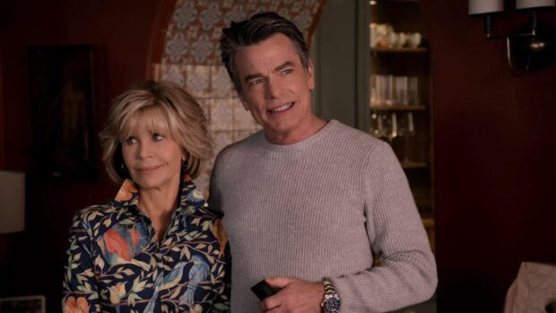 A man and a woman stand together smiling in a cozy room from Grace And Frankie Netflix Wallpapers, HD Desktop Wallpaper