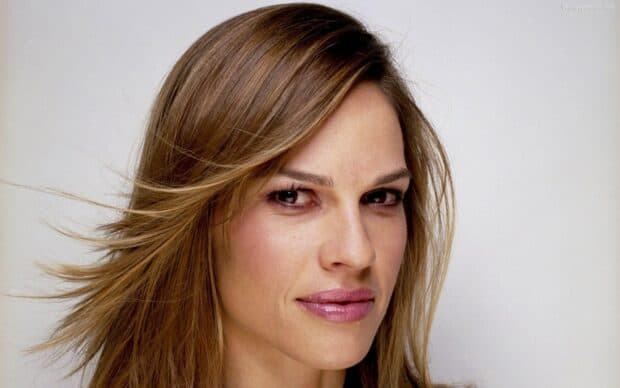 Hilary Swank wallpapers showing a close up of her face with natural expression, HD Desktop Wallpaper