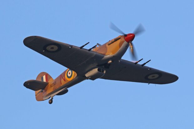 A Hawker Hurricane is flying with clear blue sky in the background, HD Desktop Wallpaper
