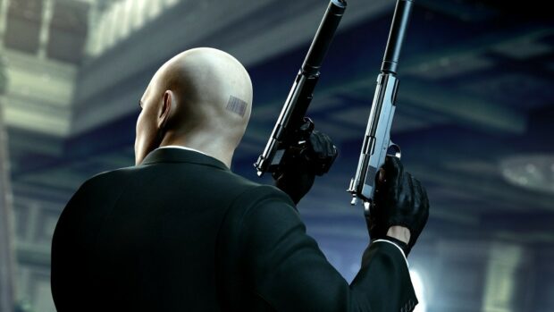 A hitman character with a barcode tattoo on his head holding two guns in a dark setting, HD Desktop Wallpaper