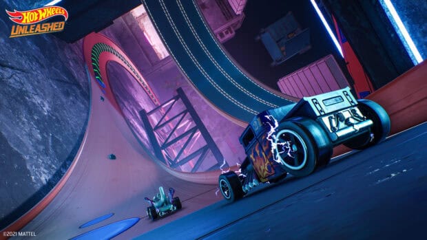 Two Hot Wheels race cars compete on a glowing track in a vibrant city setting, 4K Desktop Wallpaper