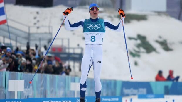 Iivo Niskanen celebrates his victory during the PyeongChang 2018 Olympic event, 2K Desktop Wallpaper