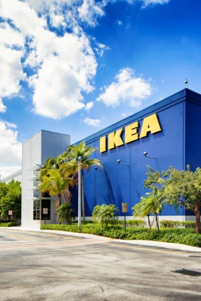An Ikea store is shown with palm trees and a bright blue sky, HD Mobile Wallpaper