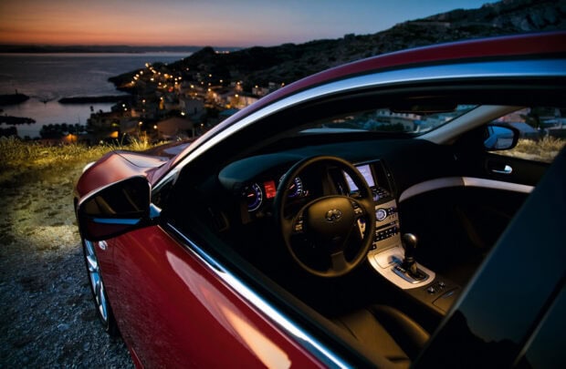 The interior of the Infiniti G37 shows detail and dashboard at dusk, HD Desktop Wallpaper